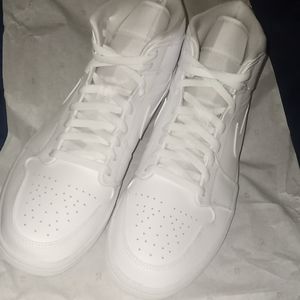 COPY - Pure Blanco Jordan 1s